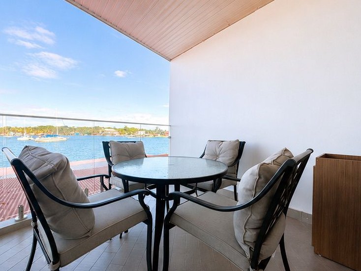 Ocean View Deluxe Suite
